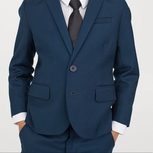 Complete suit for boy